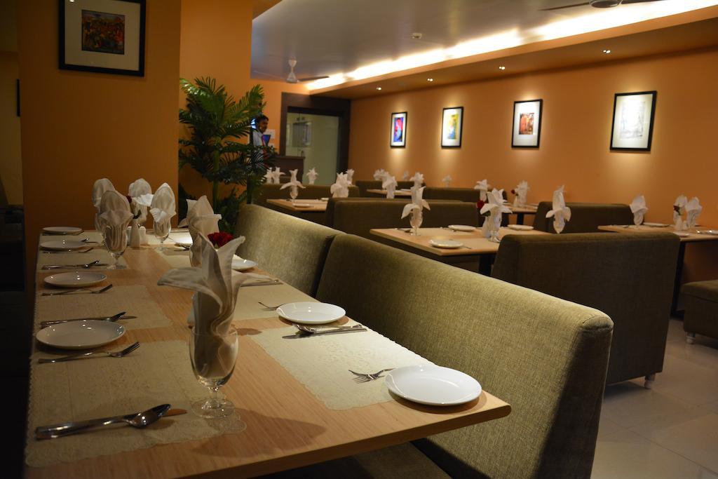Boshan Hotels Mapusa Exterior foto